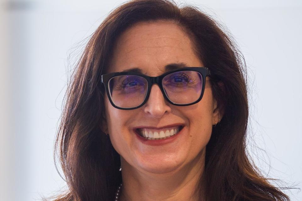 Catherine Kendall headshot